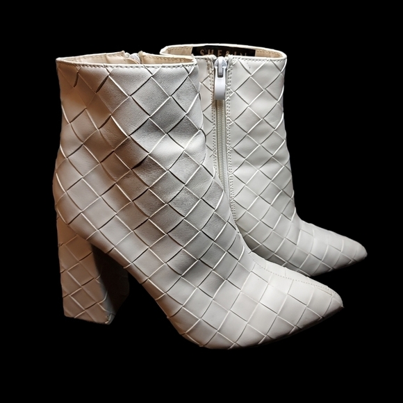 She & In size 39 (8) block heels faux Leather woven look white - Picture 11 of 16